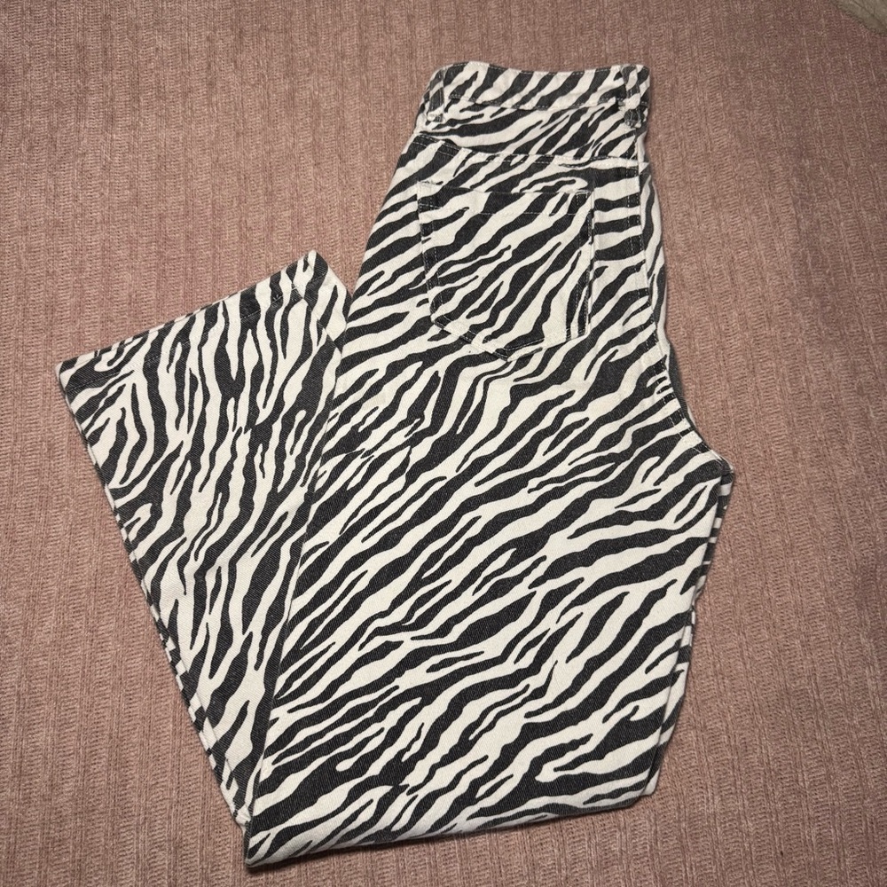 Zebra Print Jeans Size Small - Picture 4 of 8